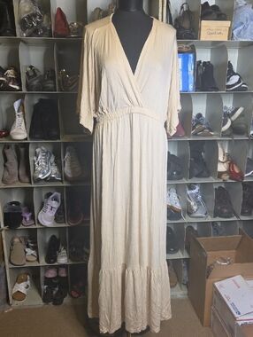 Women’s Cream V-Neck Maxi Dress